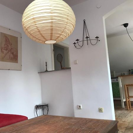 Charmante Altbau-Dg-Wohnung Munchen Bagian luar foto
