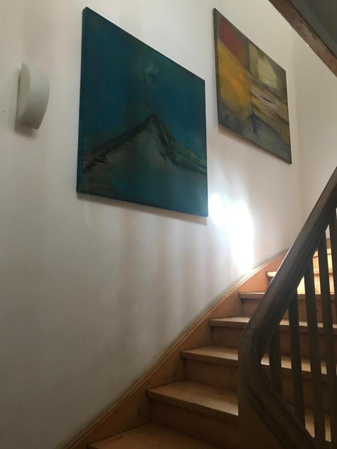 Charmante Altbau-Dg-Wohnung Munchen Bagian luar foto